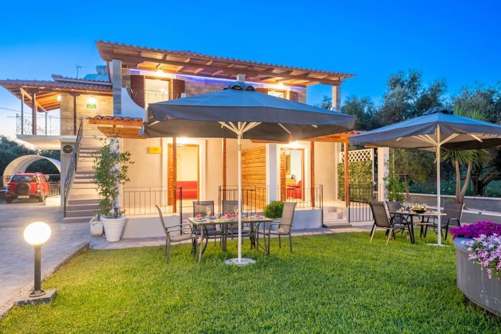 Afroditi Holiday Home- Green View Apartment Svoronata Bagian luar foto