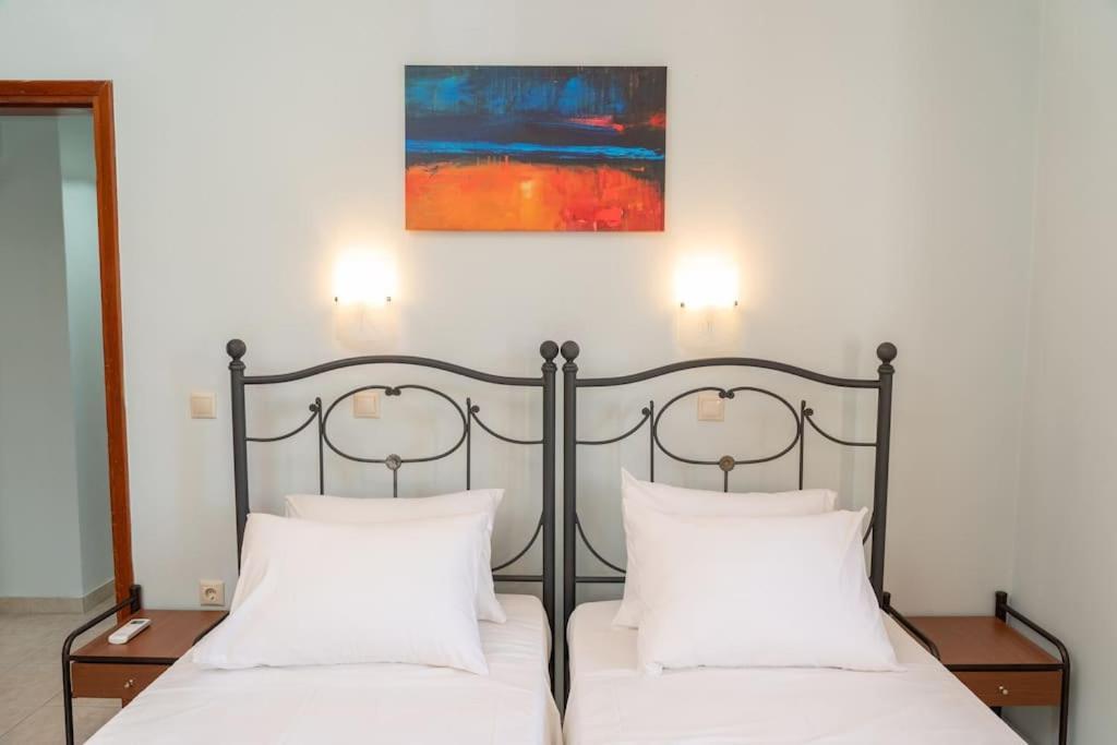 Afroditi Holiday Home- Green View Apartment Svoronata Bagian luar foto