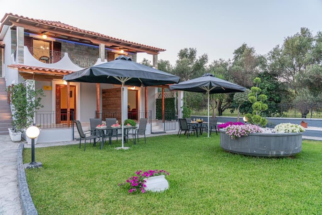 Afroditi Holiday Home- Green View Apartment Svoronata Bagian luar foto